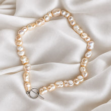 Load image into Gallery viewer, Mini Twin Pearl Necklace