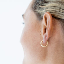 Load image into Gallery viewer, 9kt Gold Aura Hoops