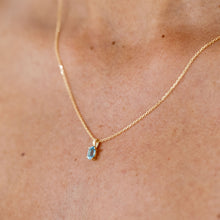 Load image into Gallery viewer, 9kt Gold Oval Topaz Pendant
