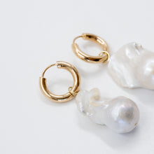 Load image into Gallery viewer, Baroque Pearl Charm