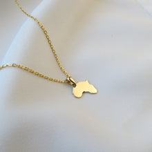 Load image into Gallery viewer, 9kt Gold Africa Pendant