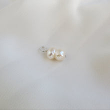 Load image into Gallery viewer, Peanut Pearl Pendent