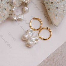 Load image into Gallery viewer, Adah baroque pearl earrings