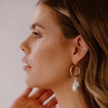 Load image into Gallery viewer, Adah baroque pearl earrings