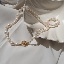 Load image into Gallery viewer, Odessa pearl necklace