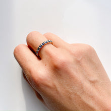 Load image into Gallery viewer, 9kt Gold Bold Sapphire Ring