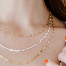 Load image into Gallery viewer, The Paperclip chain