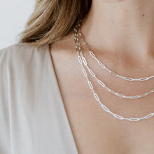 Load image into Gallery viewer, The Paperclip chain