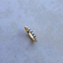 Load image into Gallery viewer, Pearl infinity Heirloom ring
