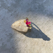 Load image into Gallery viewer, The Chloe Cluster ring