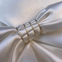 Load image into Gallery viewer, Fine wire ring