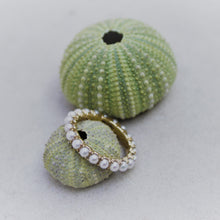 Load image into Gallery viewer, Pearl infinity Heirloom ring