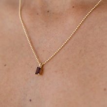 Load image into Gallery viewer, 9kt Gold Rectangle Garnet Pendant
