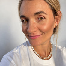 Load image into Gallery viewer, Mini Twin Pearl Necklace
