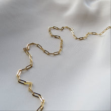 Load image into Gallery viewer, 9kt Gold Mini Paperclip Necklace
