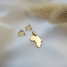 Load image into Gallery viewer, 9kt Gold Africa Pendant

