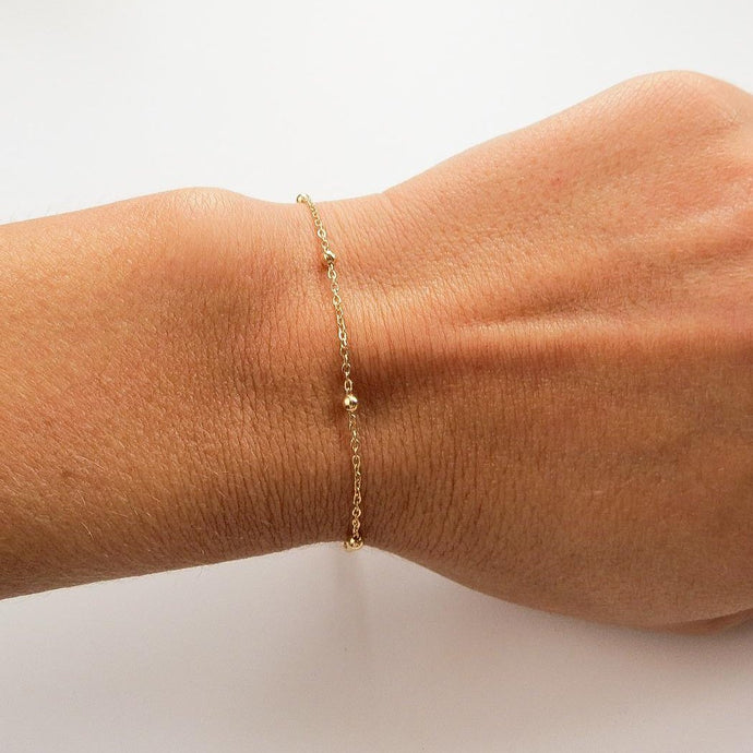 9kt Gold Astro bracelet