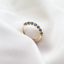 Load image into Gallery viewer, 9kt Gold Bold Sapphire Ring
