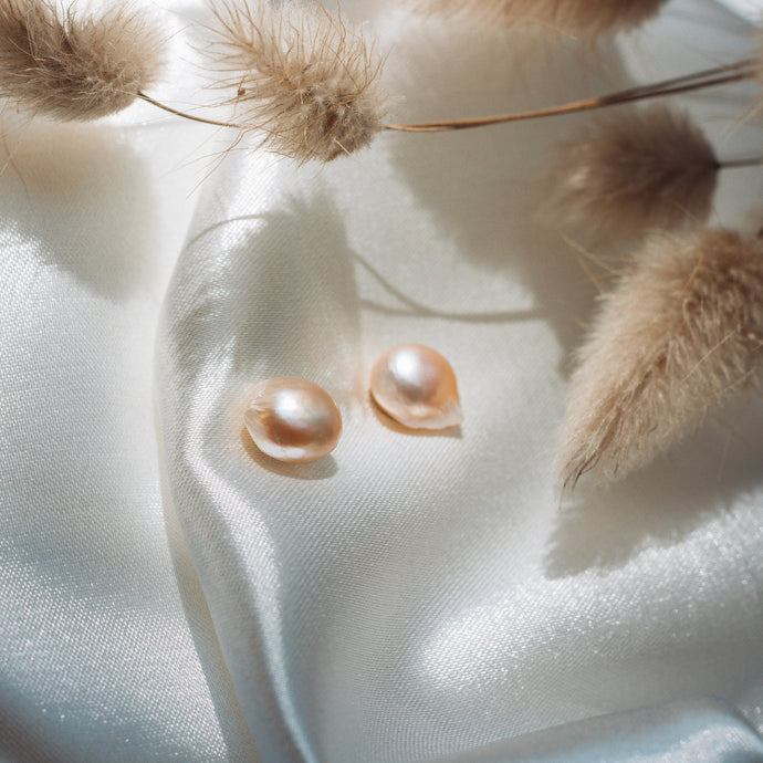 Wonky pearl stud earrings